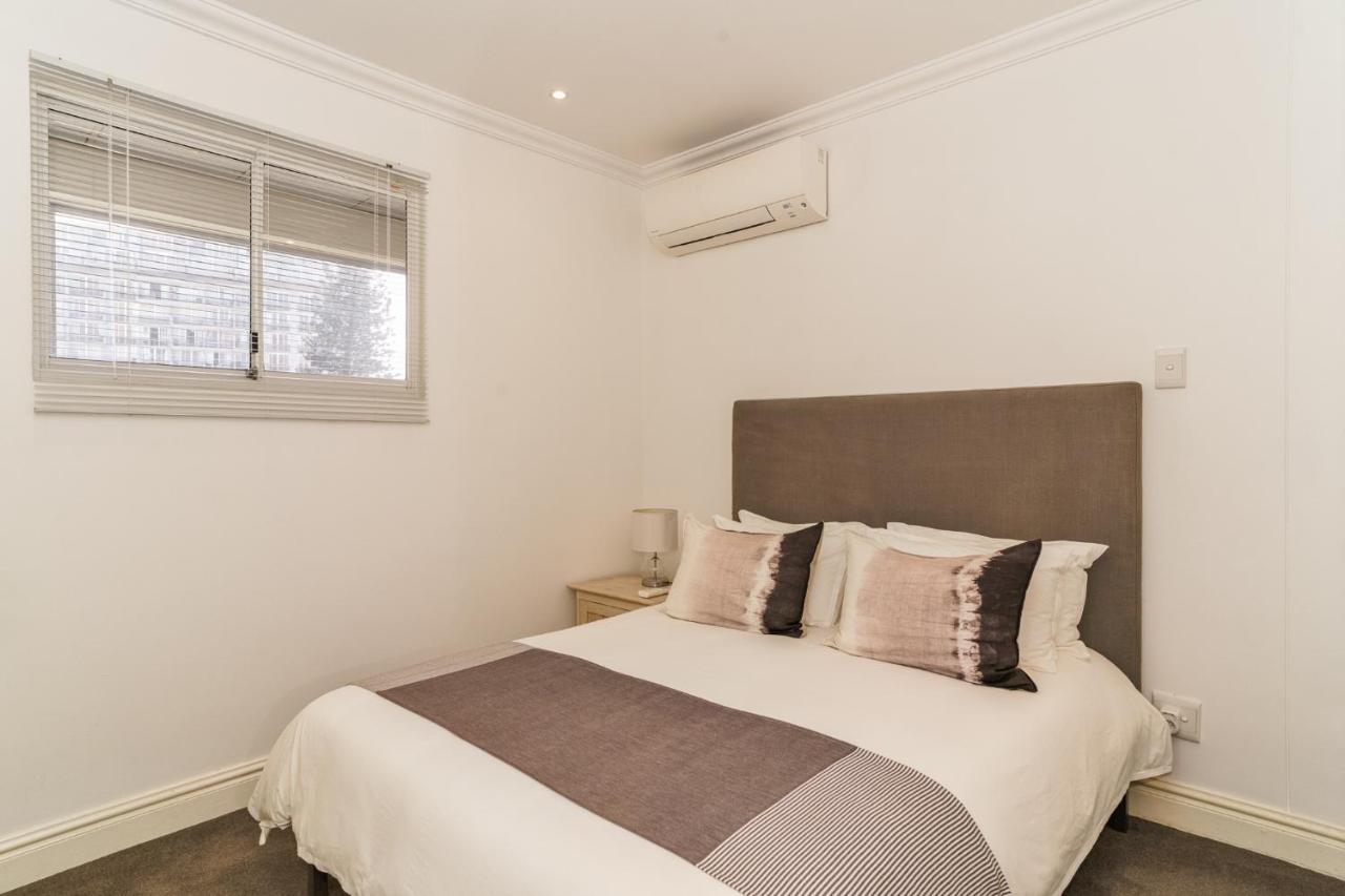 204 Oyster Rock - By Stay In Umhlanga 다반 외부 사진