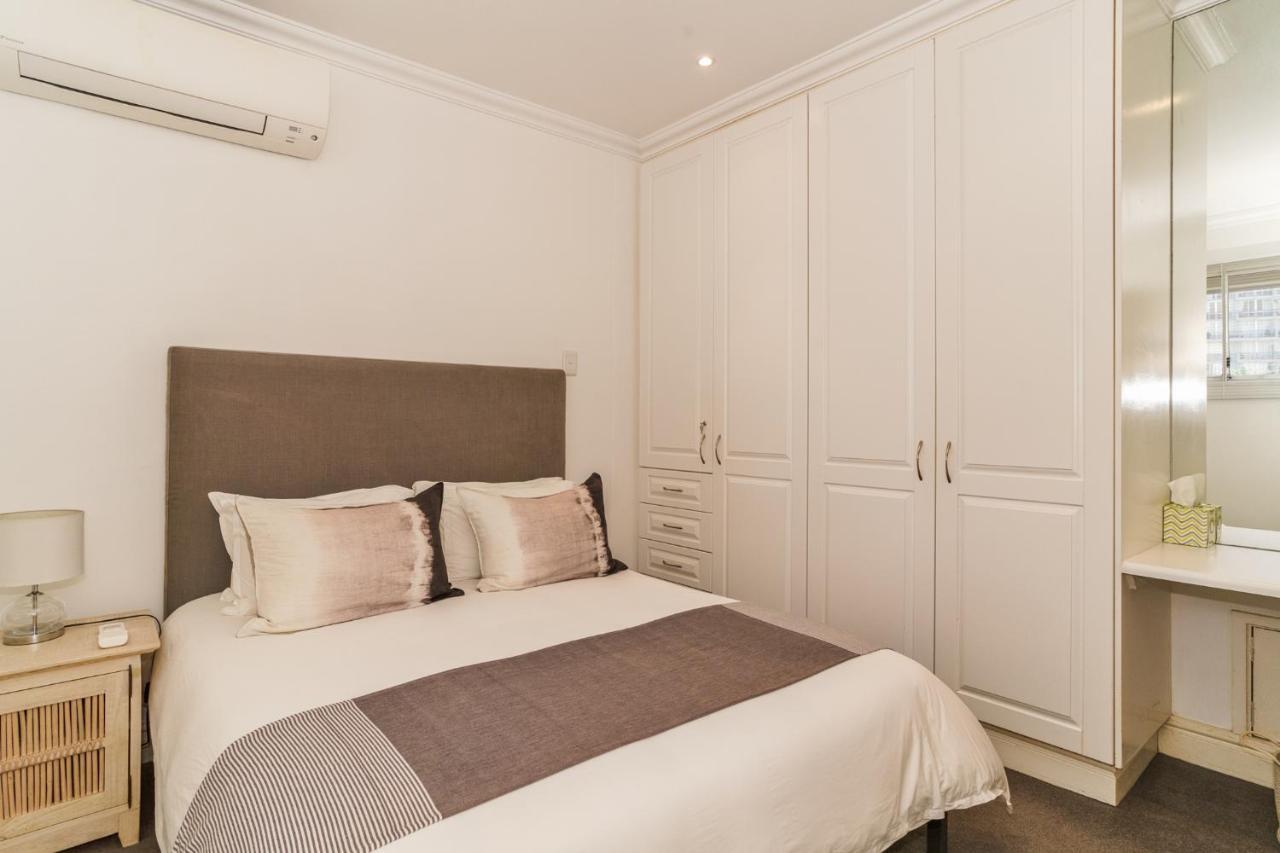 204 Oyster Rock - By Stay In Umhlanga 다반 외부 사진